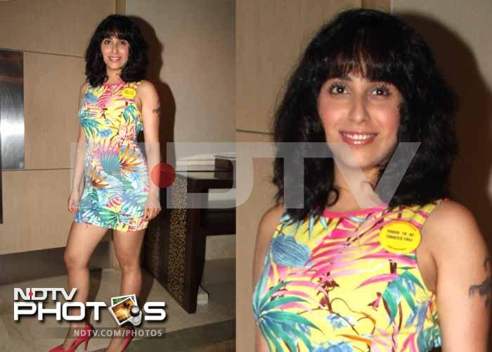 Singer Neha Bhasin looked quite stunning in her colourful outfit.