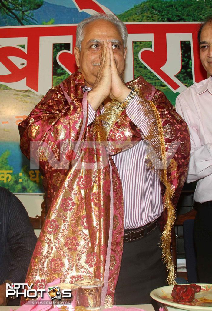 Sanjay Dutt attends Iftar party