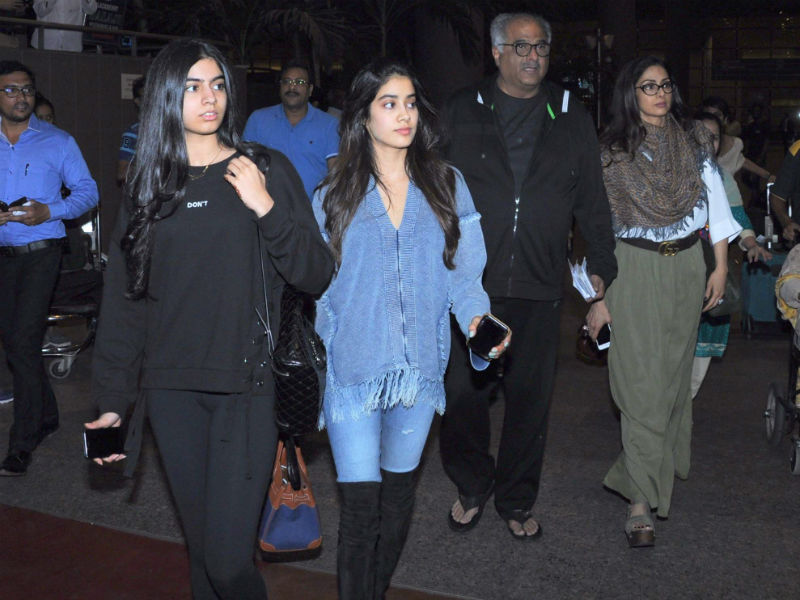 बिग फैट पंजाबी वेडिंग मनाकर अबु धाबी से वापस लौटीं श्रीदेवी और उनकी बेटियां