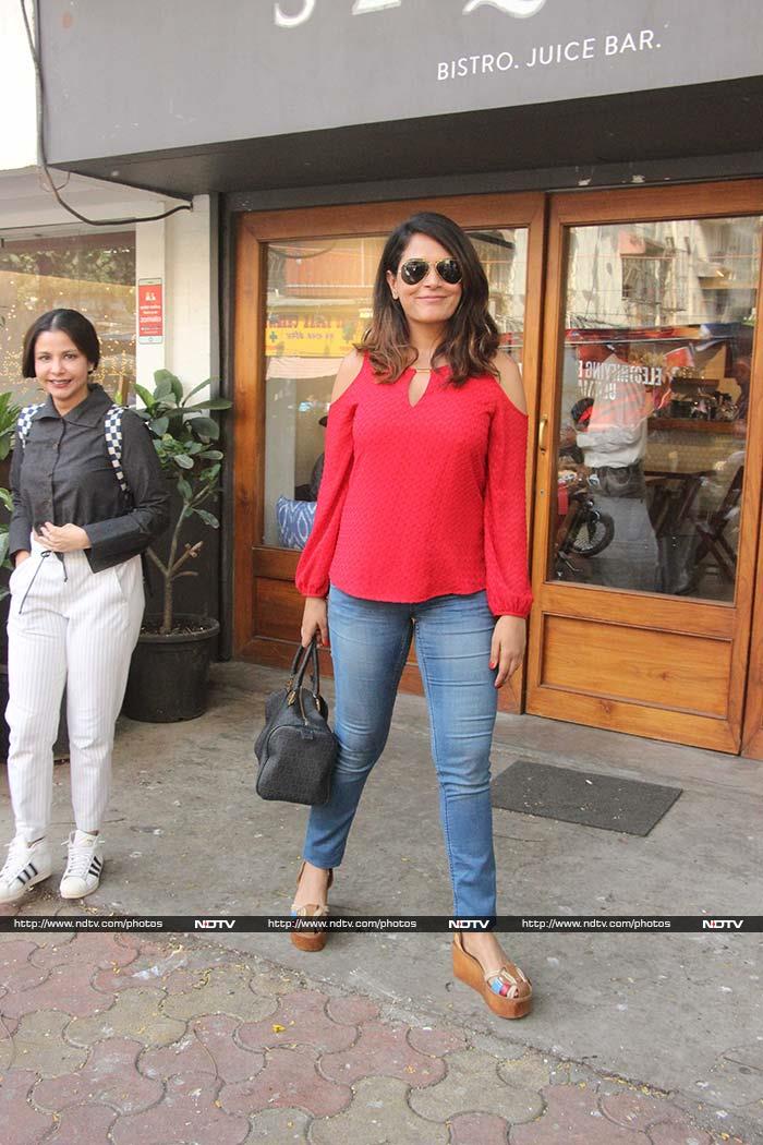 Sister\'s Day Out With Jhanvi And Khushi Kapoor
