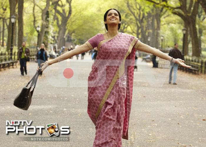 Simple yet stunning, Sridevi steals hearts in English Vinglish