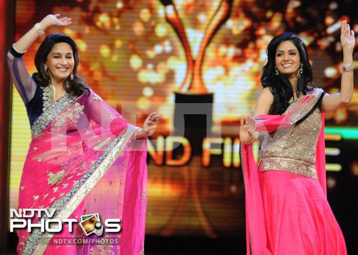 Ex-rivals Sridevi, Madhuri dance together