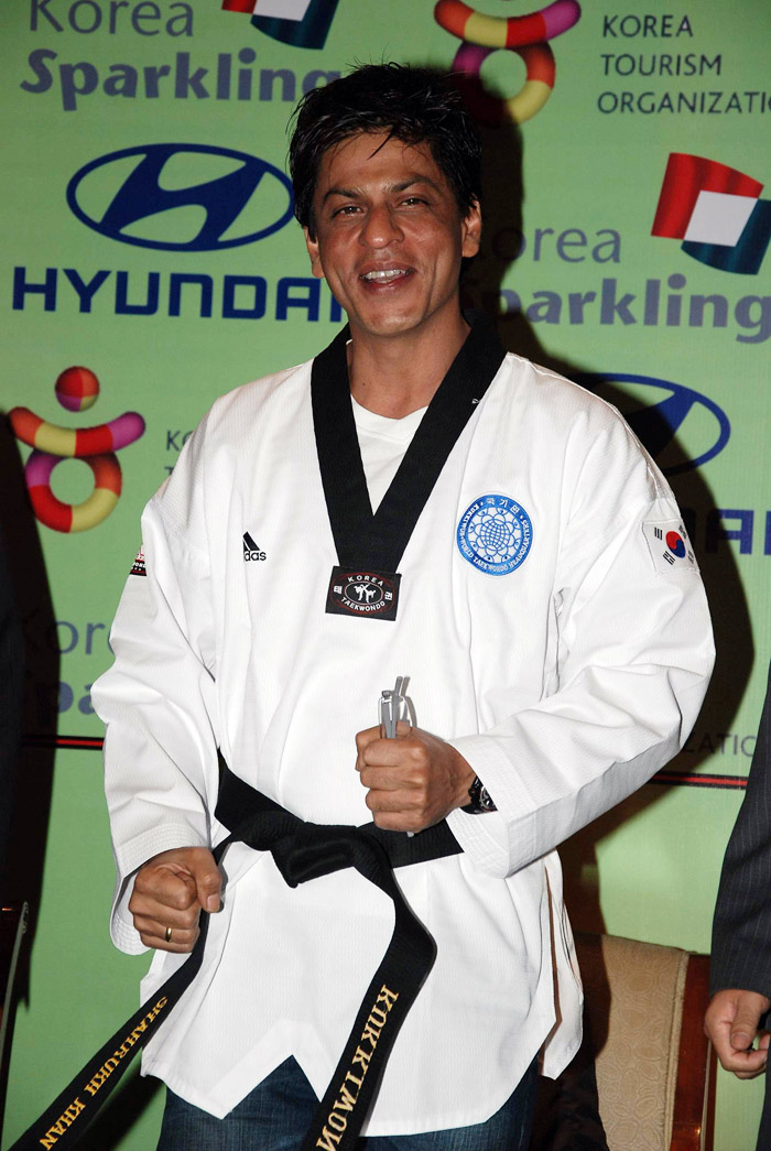 Meet \'Black Belt\' Shah Rukh!