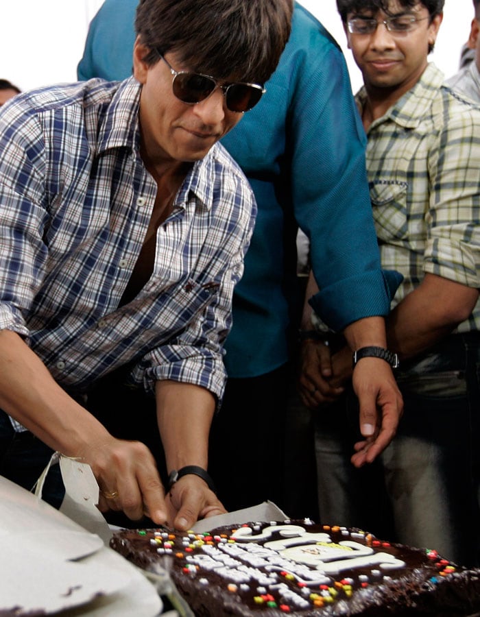 SRK\'s birthday bash 