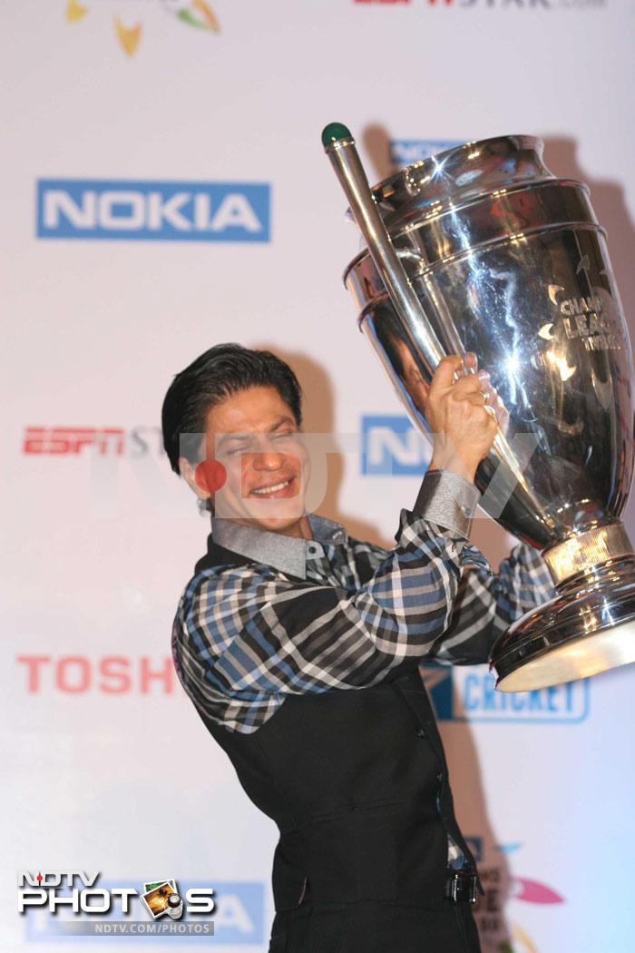 Shah Rukh unveils Champions League trophy