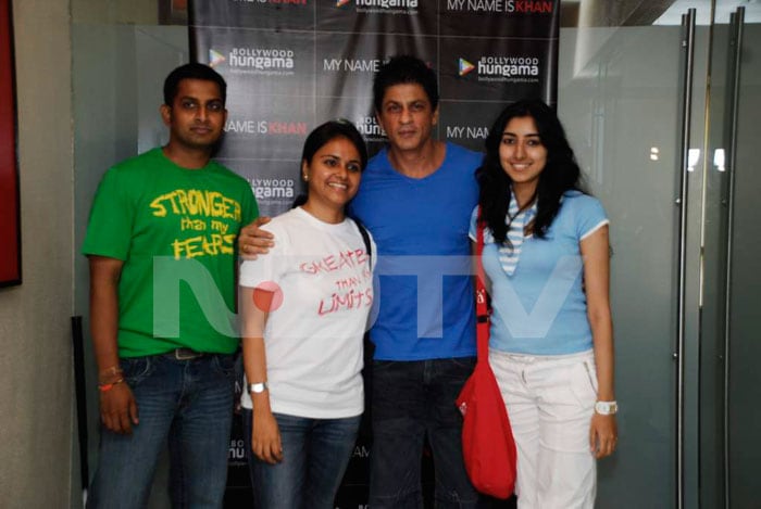 SRK meets his fans