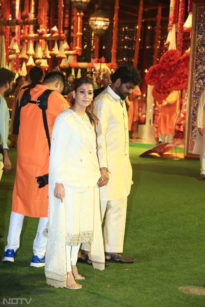 <i>Jawan</i> star Nayanthara was accompanied by husband Vignesh Shivan. (Image courtesy: Varinder Chawla)