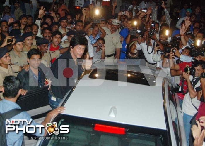 KKR's SRK, Juhi are back in Mumbai