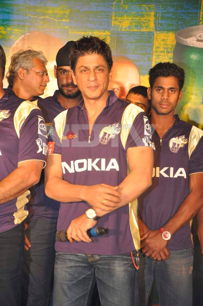 Shah Rukh was stumped for an answer when asked about the continued stand-off between television news channels and the IPL authorities over covering the event.