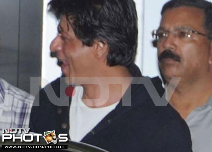 SRK, Nita Ambani return to Mumbai from the US