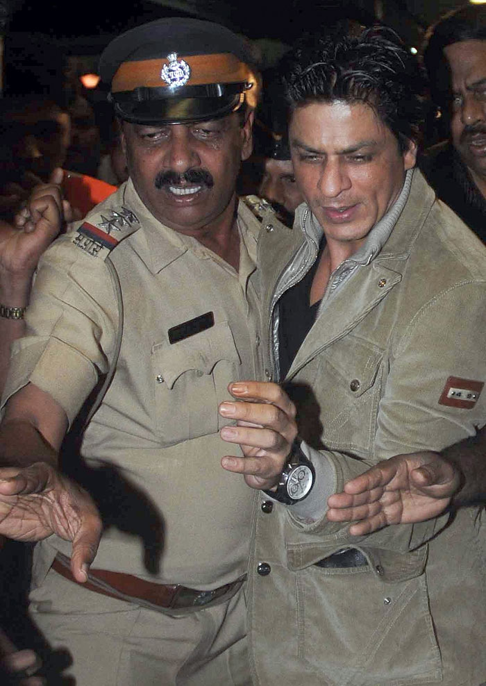 Maharashtra Government said that all security arrangements are in place and it is the discretion of the theatre owners to release Shah Rukh Khan starrer <I>My Name is Khan</I>. (Photo: AFP)