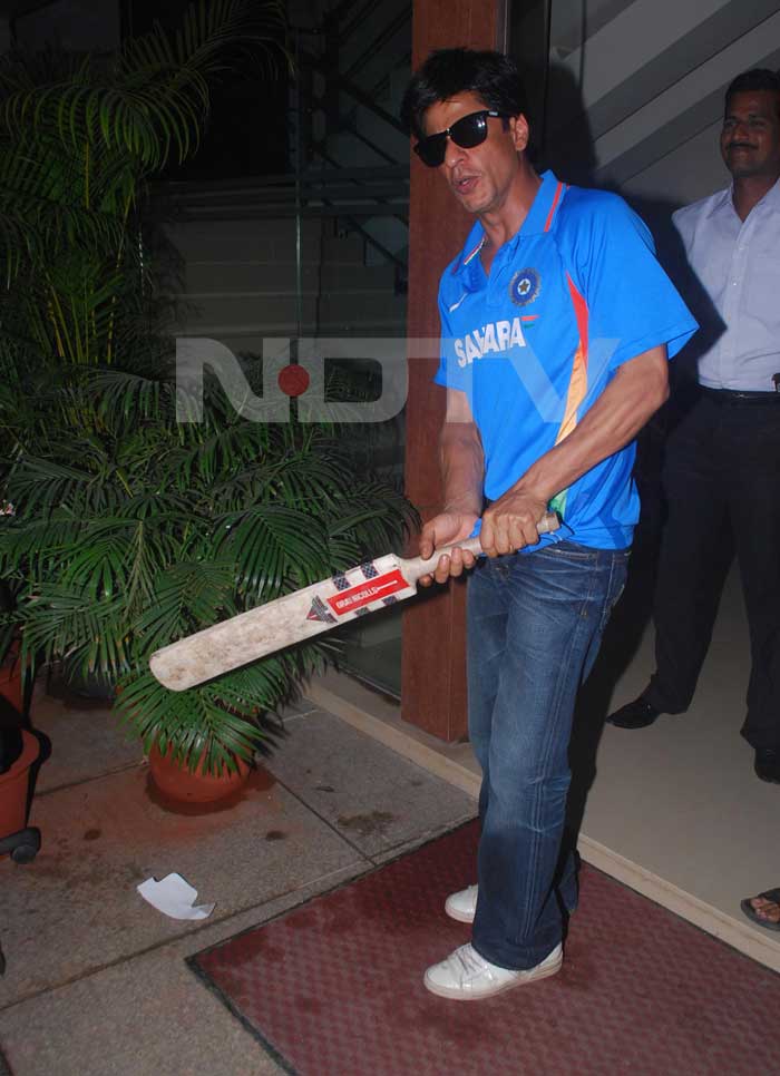 SRK\'s cricket bash
