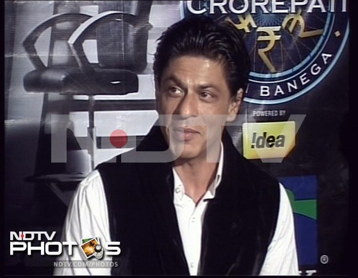 Shah Rukh on sets of KBC