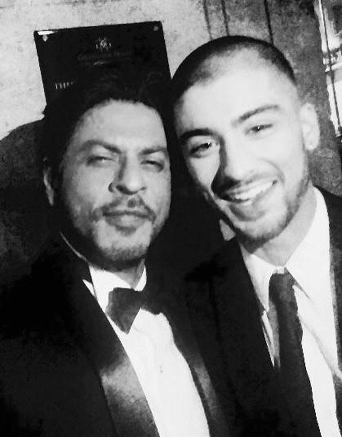 Shah Rukh Khan\'s Kodak Moment With Zayn Malik