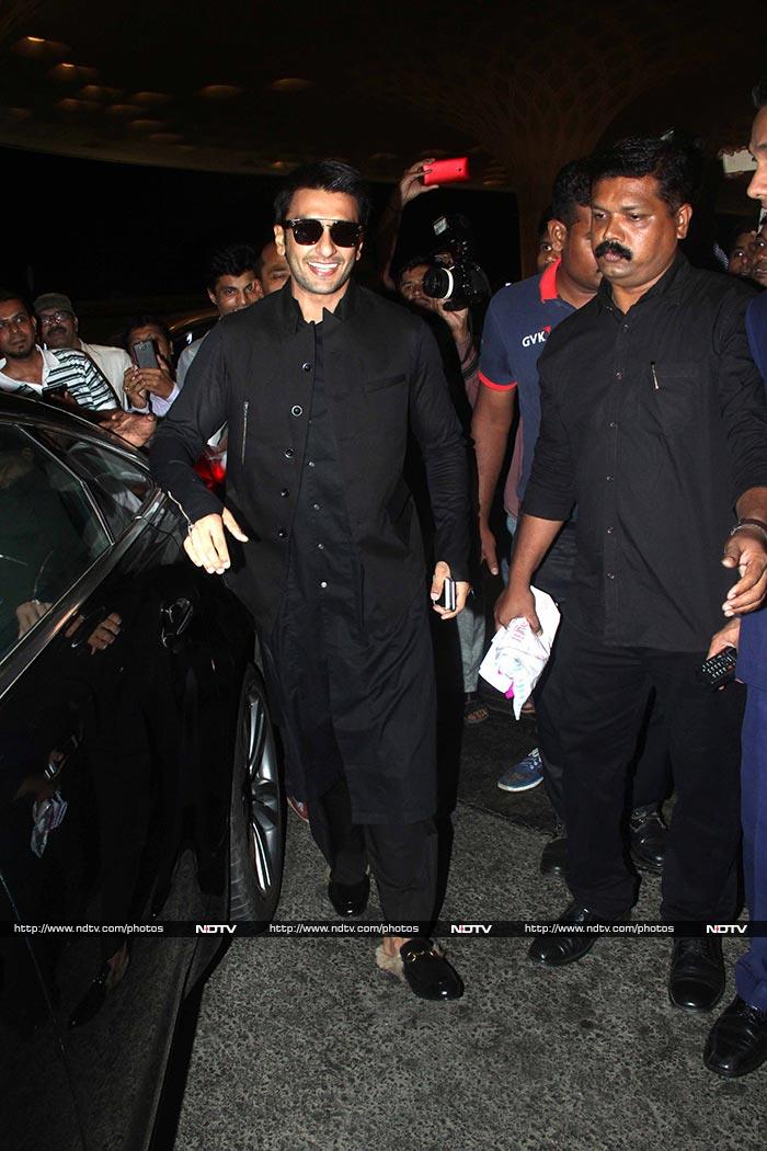 Ranveer Singh, who will perform at the TOIFA Awards, was dashing in a <i>pathani</i> suit.