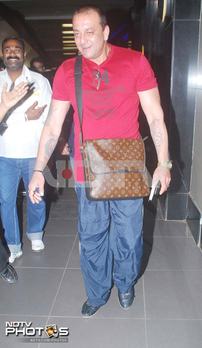 Sanjay Dutt spotted at international airport