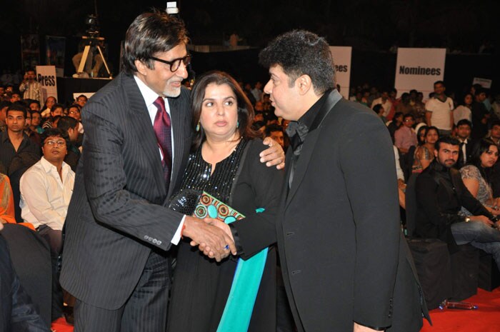 Choreographer-turned-director Farah Khan with brother Sajid Khan and Amitabh Bachchan. (Photo: IANS)