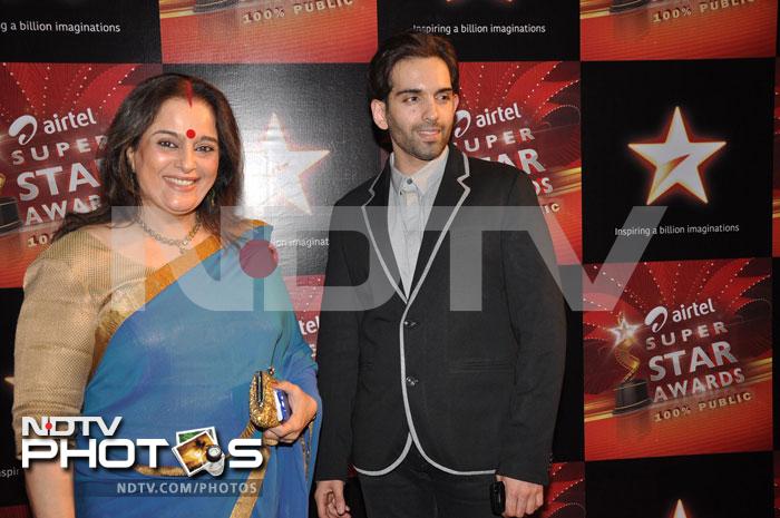 Shatrughan Sinha's wife Poonam Sinha came to the event with her son Luv Sinha.