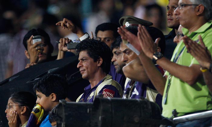 SRK, Sakshi, Ambanis at IPL 2011