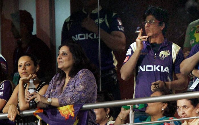 SRK and wife Gauri at IPL