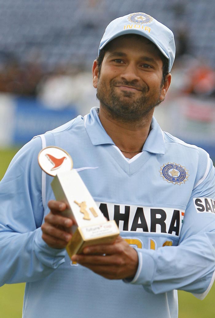 Stubble is known to be among the Master Blaster's favourite everyday looks. In fact, stubble was the only way people could tell the real Sachin Tendulkar from his clean shaven wax likeness when it was unveiled in Mumbai in 2009.