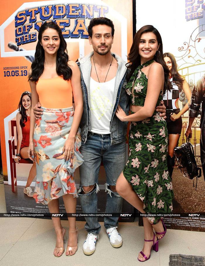 Tara, Ananya And Tiger Fill Up Their Yearbook With Fun Moments
