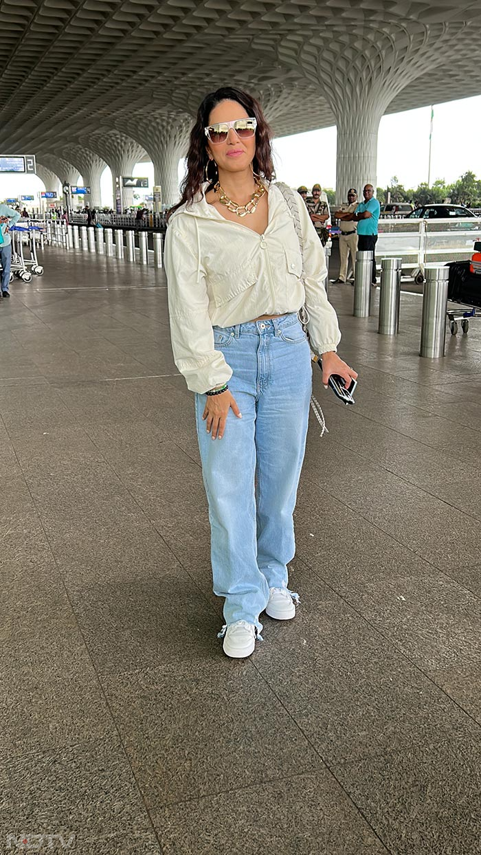 Style Diaries: Alia Bhatt And Kiara Advani\'s Airport Looks
