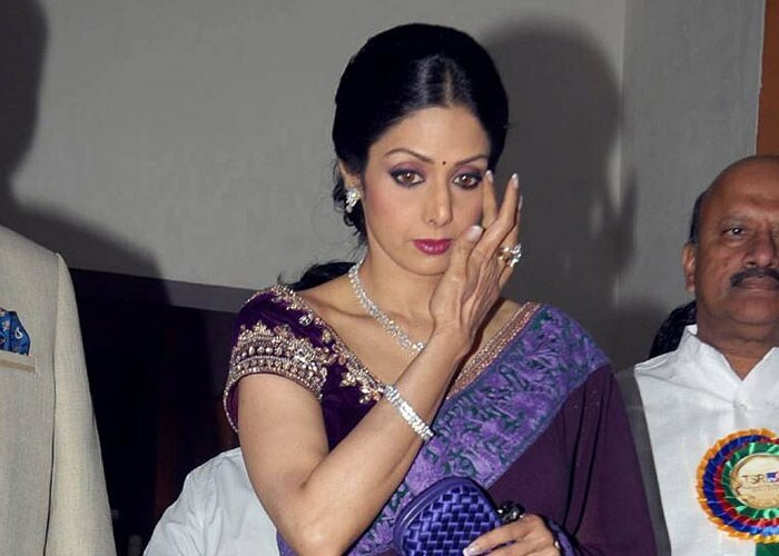 Bollywood bids farewell to Suchitra Sen on Twitter