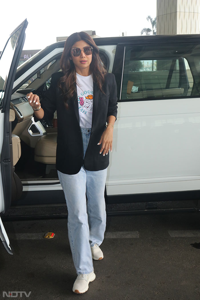 Suhana Khan, Tamannaah Bhatia, Shilpa Shetty And Vaani Kapoor\'s Airport Fashion