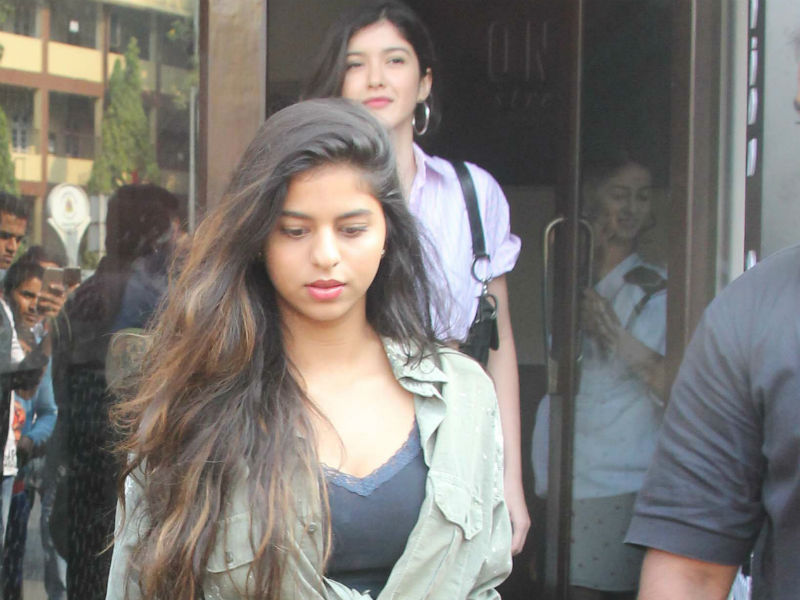 Pics From Suhana, Ananya And Shanaya's Sunday Brunch