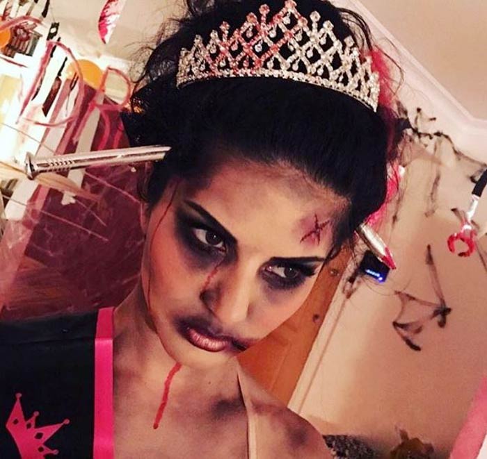 Sunny Leone\'s Halloween Party Was At Zombie Land
