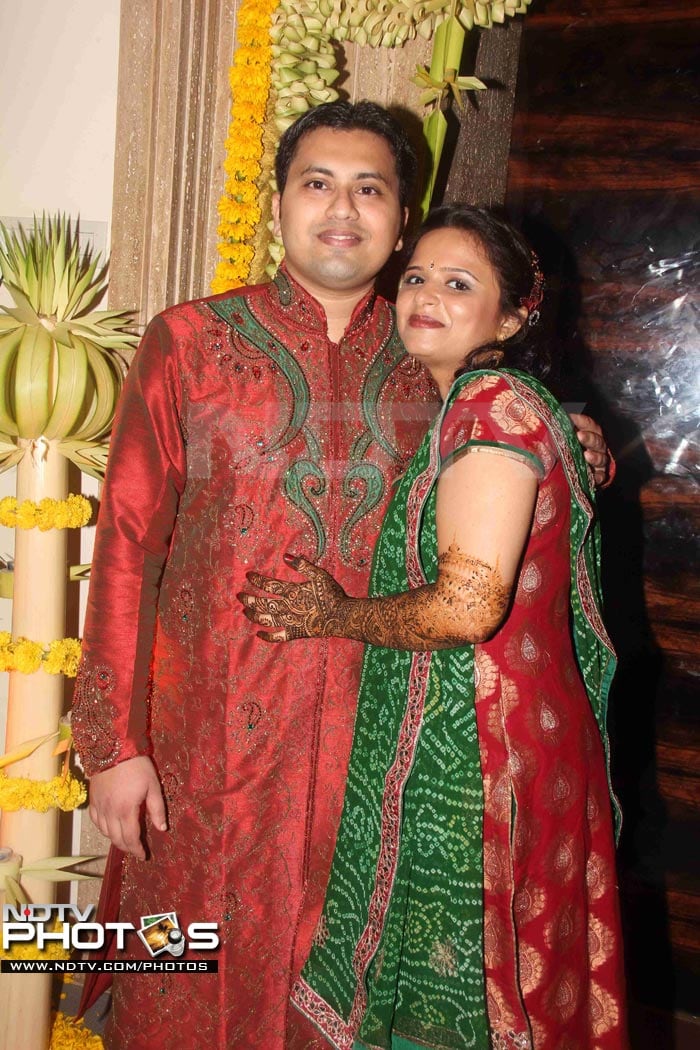 Sushmita at Shrilata's  mehndi ceremony