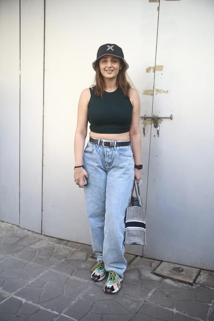 Sushmita Sen And Rakul Preet Keep It Casual For Their Day Out