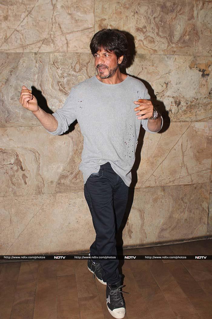 Dressed casually, Shah Rukh was rather animated at the theatre.
