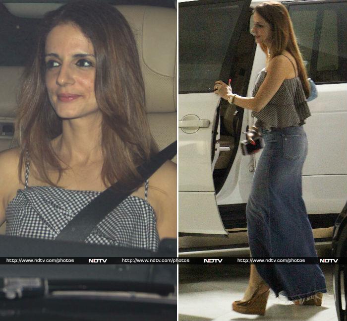 Twinkle, Sussanne And Hrithik Party Together