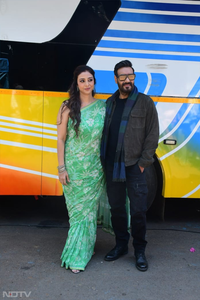 Tabu And Ajay Devgn Reported To Work Like This During <i>Bholaa</i> Promotions