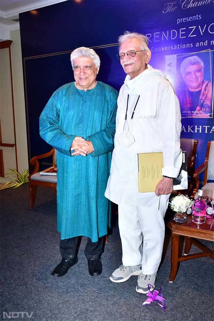 Tabu, Farhan-Shibani, Zoya And Other Stars At Javed Akhtar\'s Book Launch Event