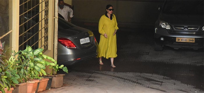 Taimur\'s Day Out With Mom Kareena Kapoor