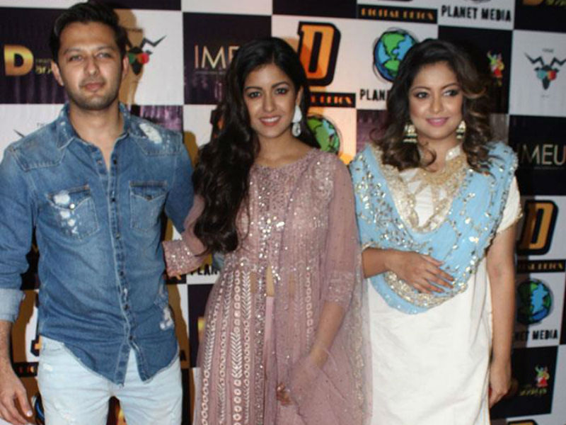 Tanushree Dutta Celebrates Navratri With Family