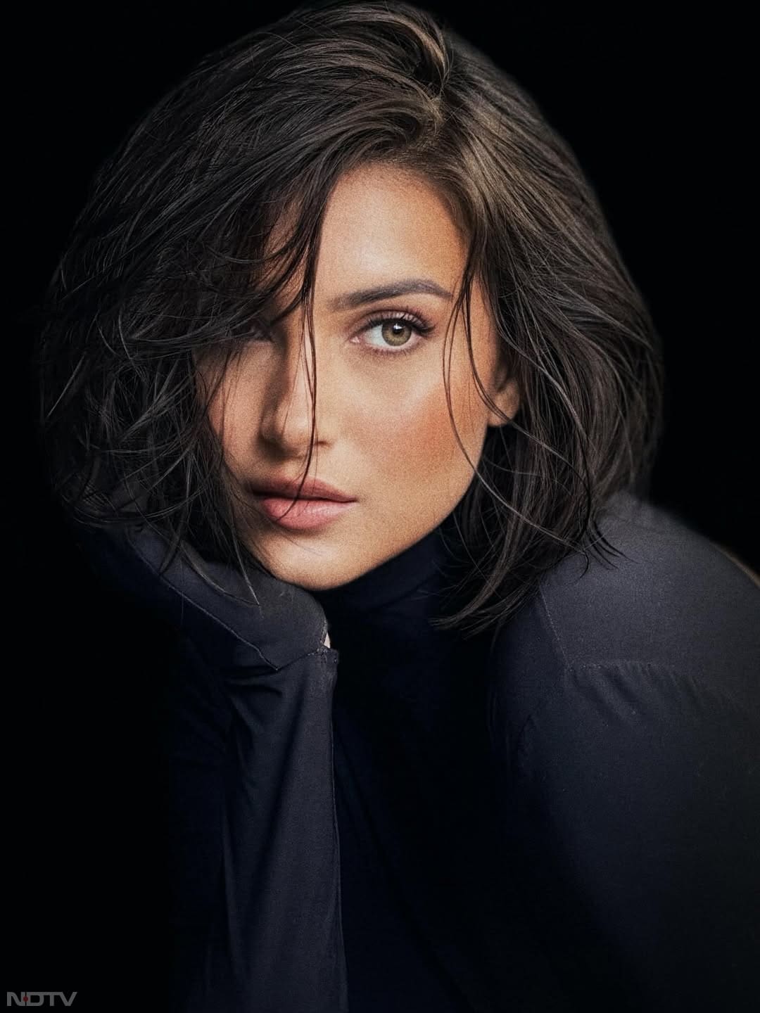 तारा ने साल 2010 में डिज्नी चैनल के शो 'बिग बड़ा बूम' में से में छोटे पर्दे पर कदम रखा था. tarasutaria/Instagram