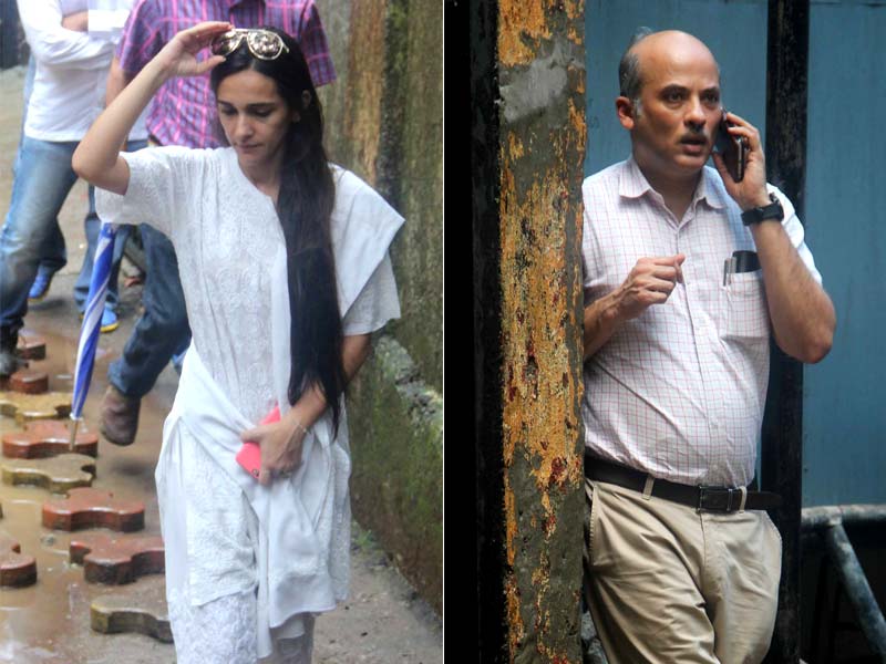 Tara Sharma, Sooraj Barjatya Attend Rajjat Barjatya's Funeral