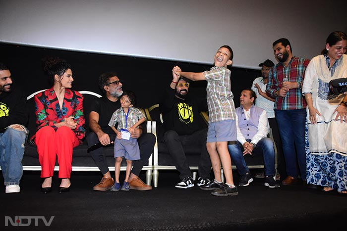 Abhishek Bachchan was all smiles as he interacted with the children. (Image Courtesy: Varinder Chawla)