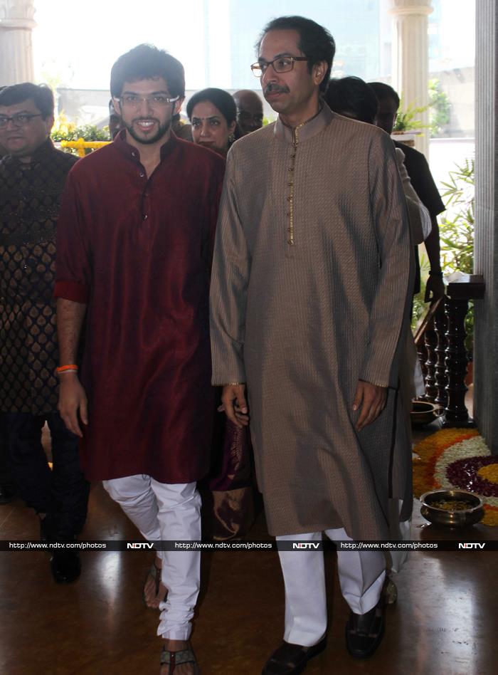 Thackerays Unite for  Bahu Smita\'s Son\'s Wedding