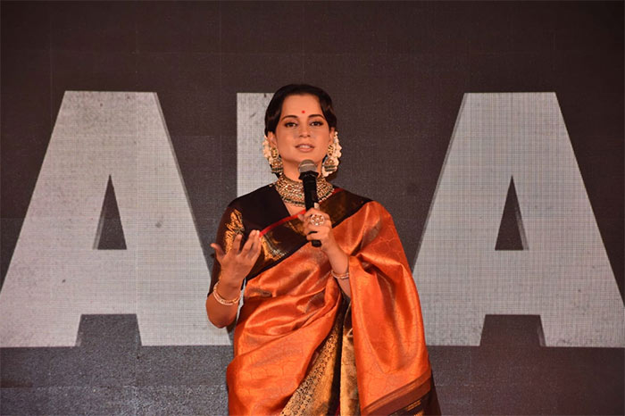 Kangana Ranaut Makes A Head-Turning Entry At Thalaivi Trailer Launch
