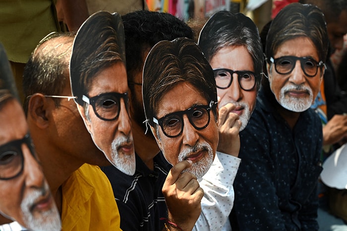 The Amitabh Bachchan Effect: How Fans Celebrated The Actor\'s 80th Birthday