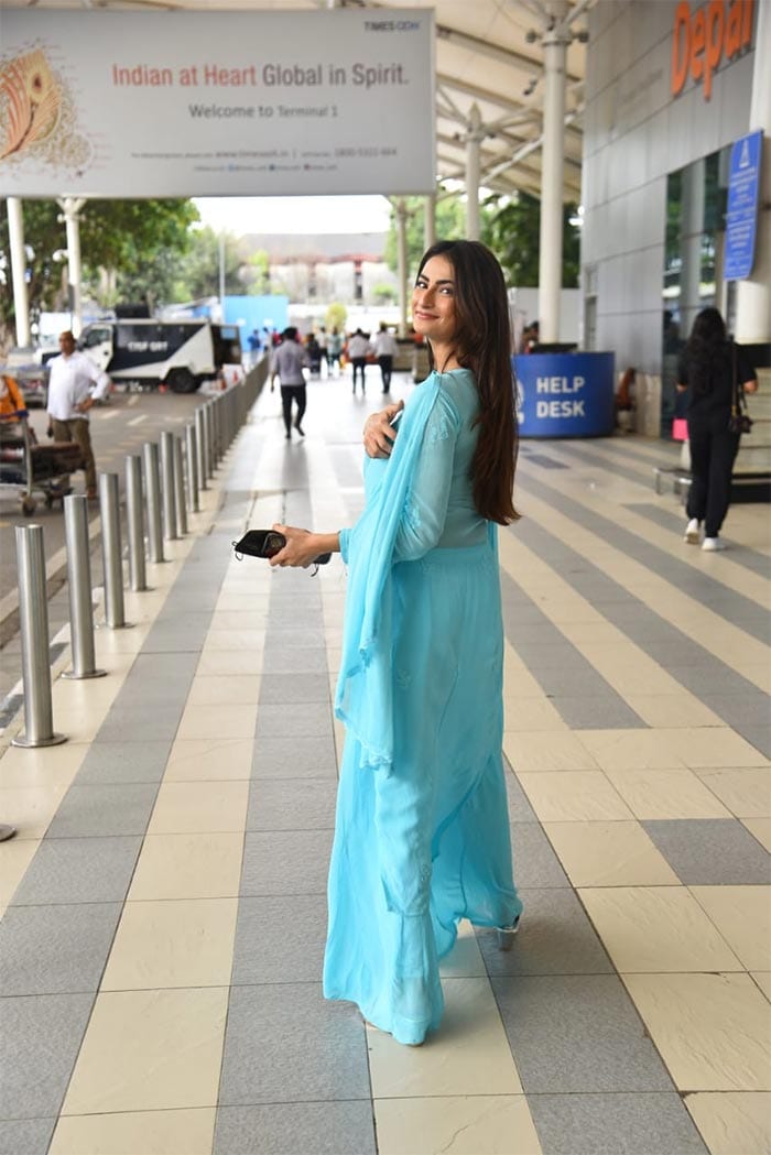 The Best Of Airport Fashion, Courtesy Samantha, Palak And Tejasswi Prakash