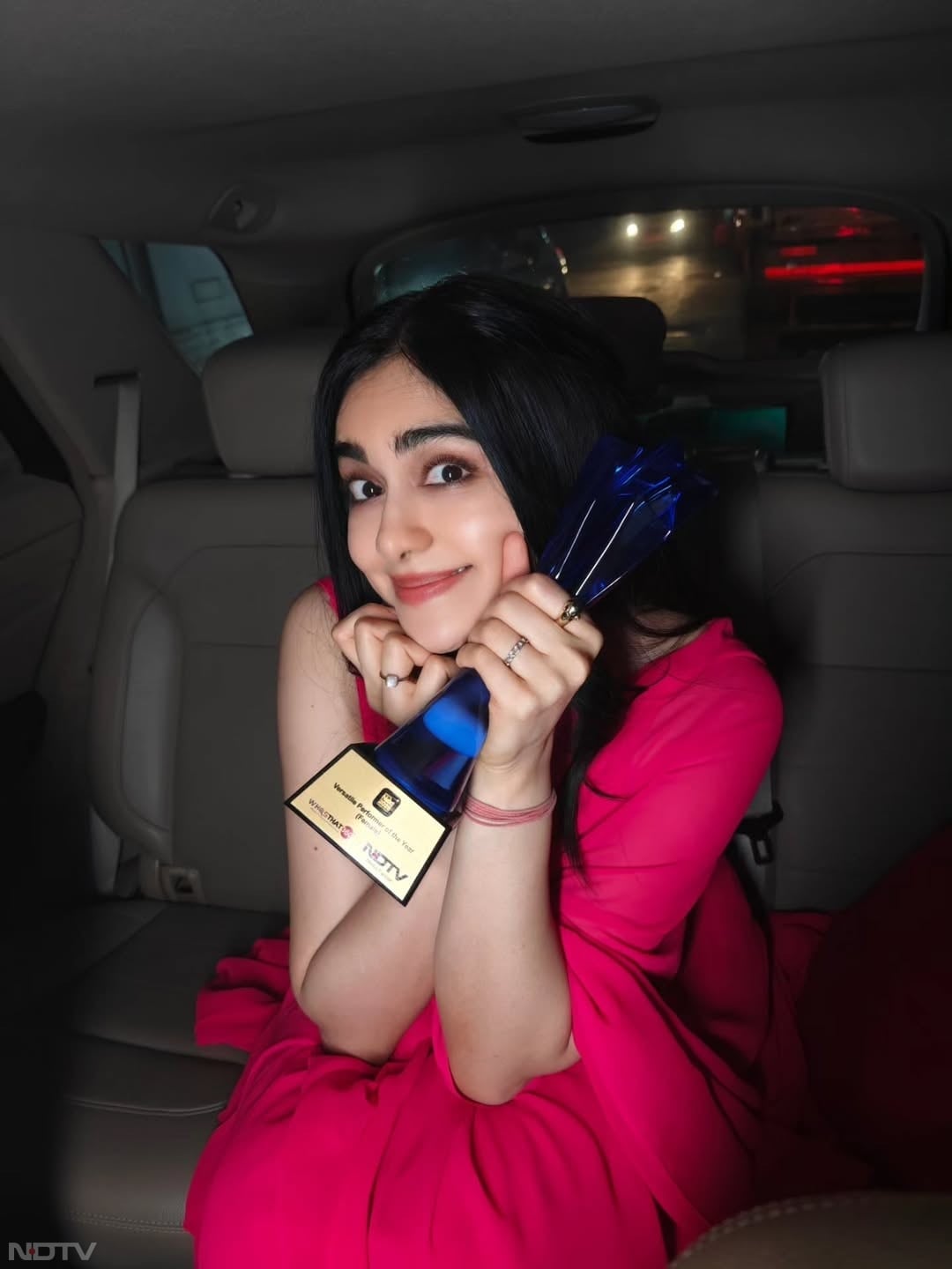 19 दिसंबर को NDTV Indian of the Year 2025 समारोह का आयोजन किया गया. adah_ki_adah/Instagram