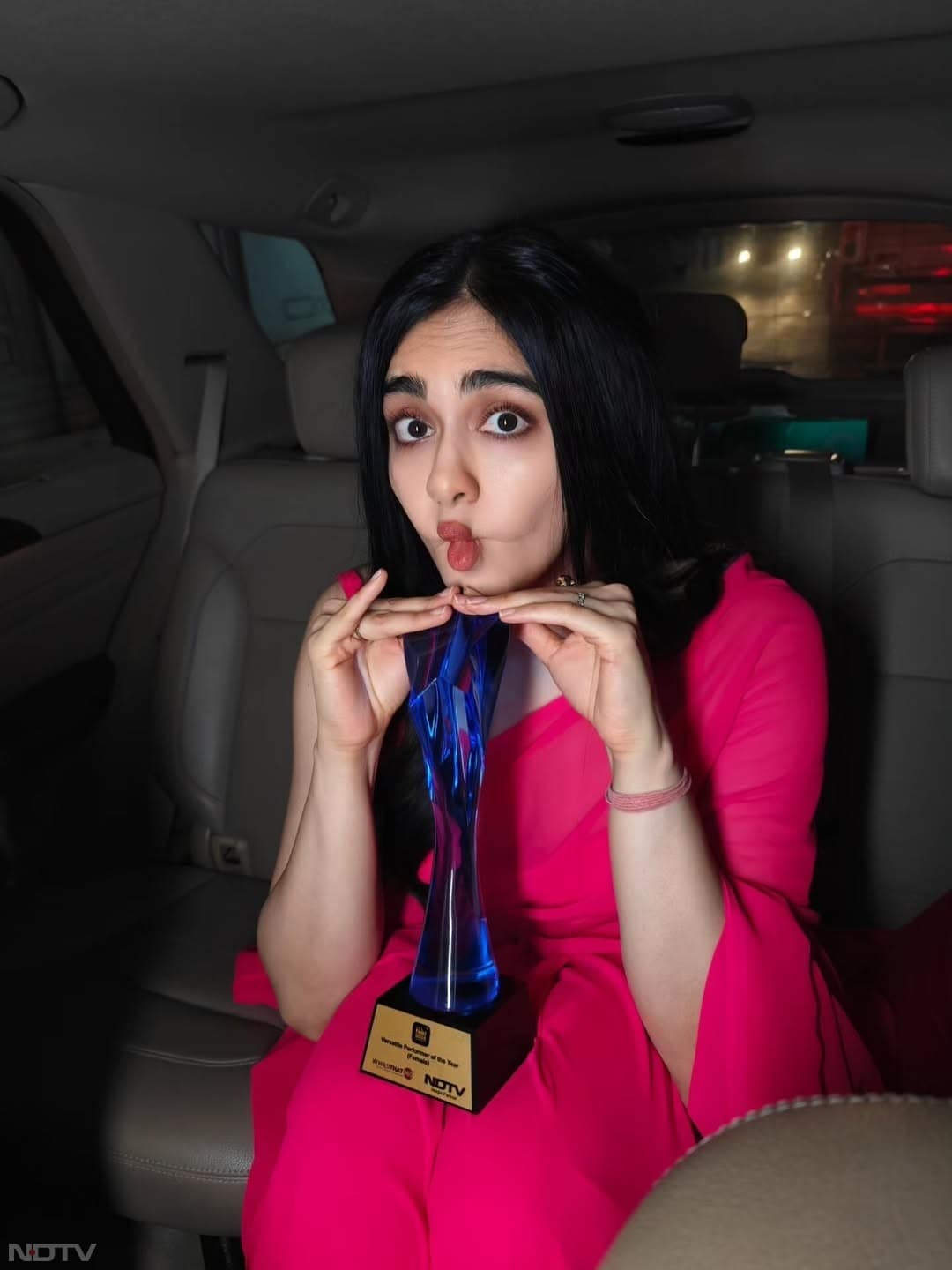 द केरल स्टोरी फिल्&zwj;म में दमदार अभिनय से अदा शर्मा को काफी पॉपुलेरिटी मिली.  adah_ki_adah/Instagram