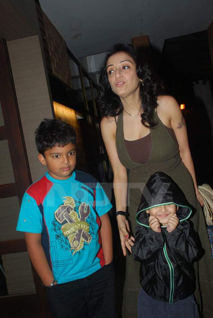 Singer Sonu's boys accompany their mom to the screening.