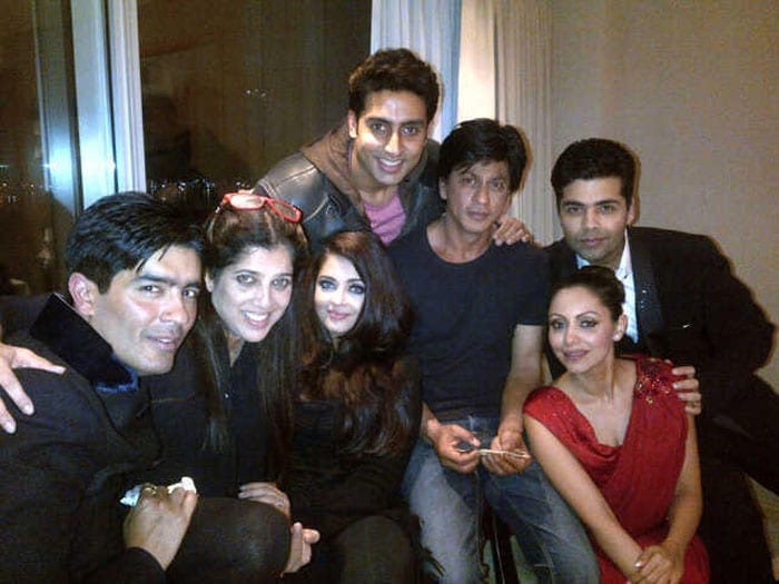 One happy Bollywood family: SRK, Gauri, Ash, Abhi